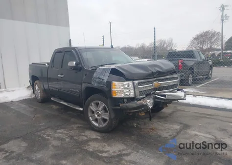 2013 Chevrolet Silverado 1500 Lt z USA, uszkodzony, nr VIN 1GCRCSE03DZ206885